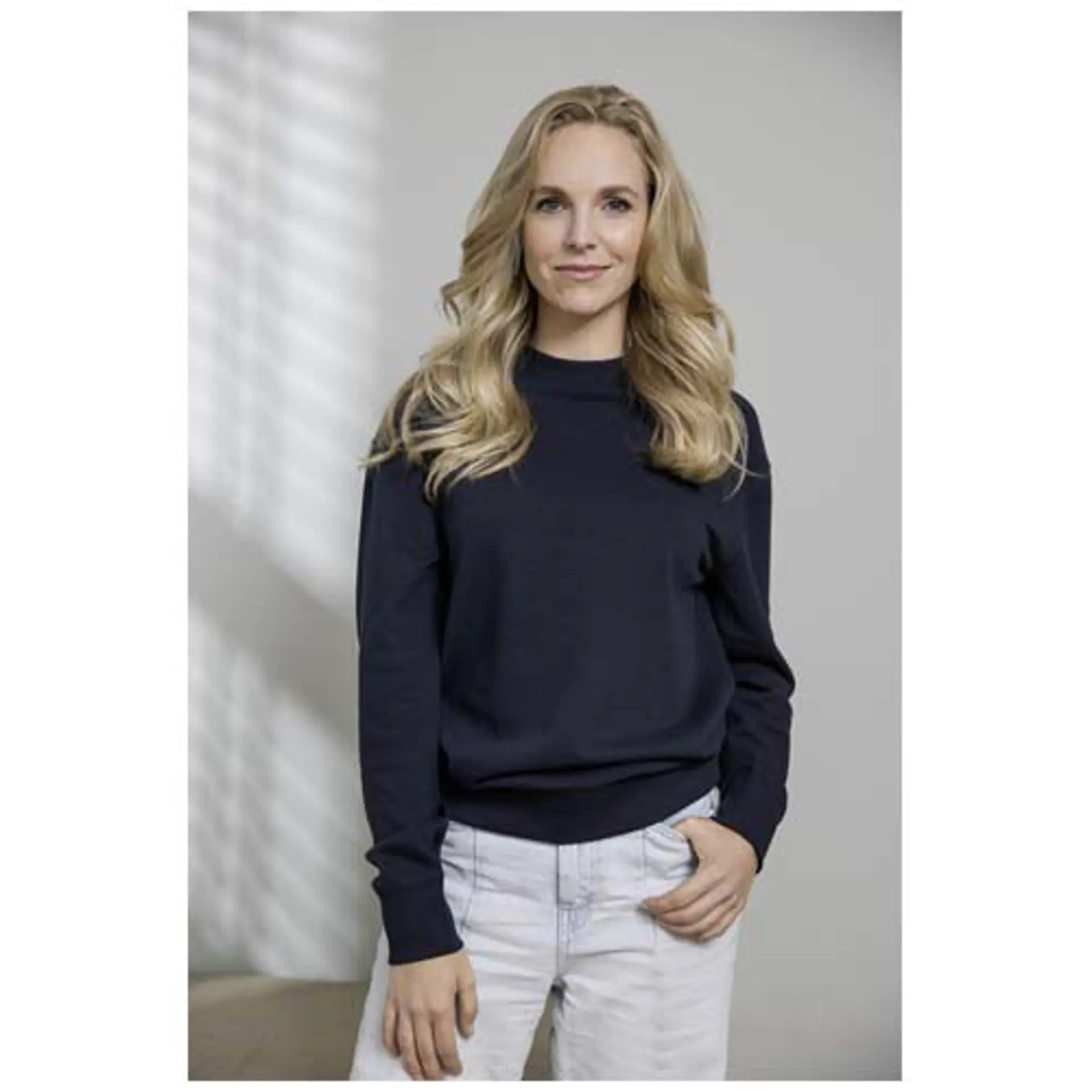 Bild på Tröja unisex, rund hals, återvunnet material - Jet