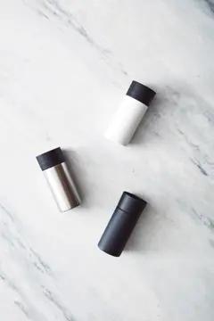 Bild på VINGA Otis thermo to-go-mug