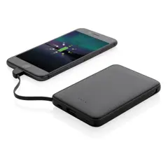 Bild på 5.000 mAh powerbank i fickformat med integrerade kablar