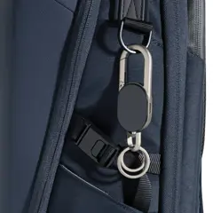 Bild på Keyfinder-nyckelring , kan spåras världen runt och med USB C