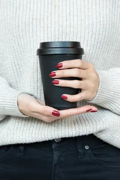 Bild på Återanvändningsbar dubbelväggig kaffemugg 300ml