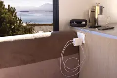 Bild på TravelCharge Pro RCS återvunnen plastisk reseladdare med USB C