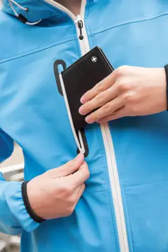 Bild på Swiss Peak RFID anti-skimming passfodral