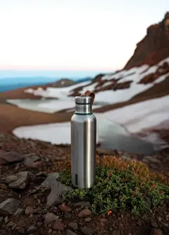 Bild på Black+Blum Isolerad vattenflaska Stor 750 ml