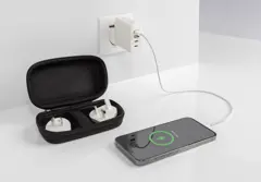 Bild på TravelCharge Pro RCS återvunnen plastisk reseladdare med USB C