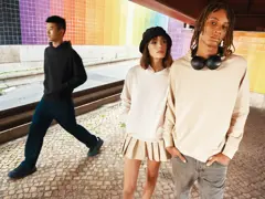 Bild på IQONIQ Yengo hoodie  i återvunnen bomull med sidofickor