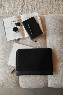 Bild på VINGA Marlow RCS återvunnen polyester 14" laptopfodral