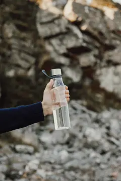 Bild på VINGA Lean RCS återvunnen PET vattenflaska 800 ML