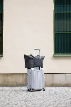 Bild på VINGA Livorno GRS återvunnen polyester weekend bag