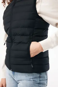 Bild på IQONIQ Meru damväst i återvunnen polyester