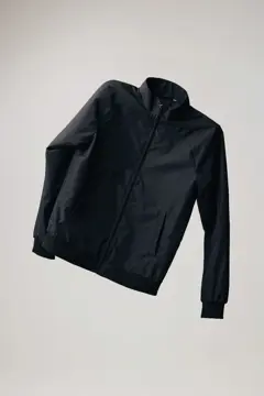 Bild på IQONQ Odin jacka i återvunnen polyester - urban stil