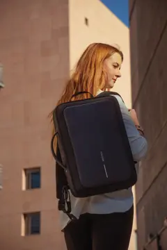 Bild på Bobby Bizz 2.0 stöldskyddad ryggsäck & laptopväska