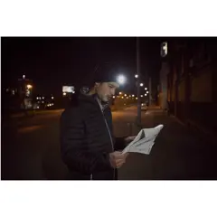 Bild på Mössa med LED, akryl - Mighty