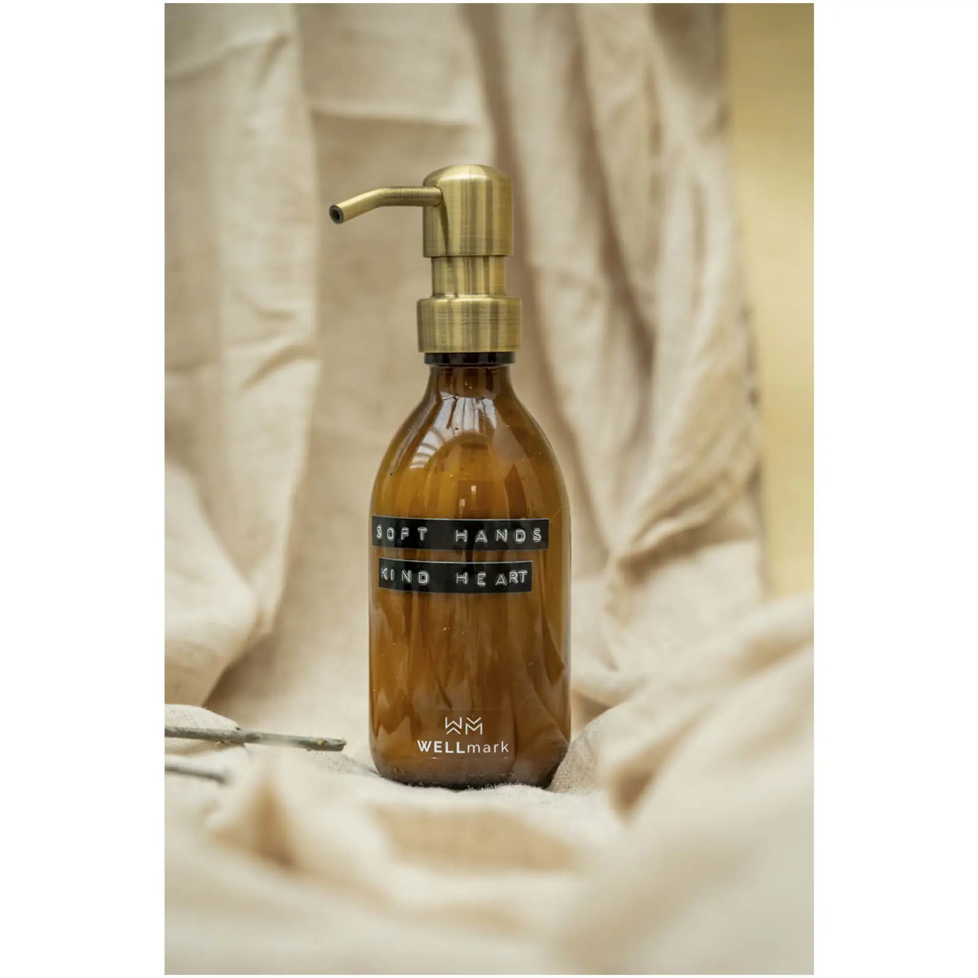Bild på  Handkräm, 250ml, pump - Wellmark Soft Hands