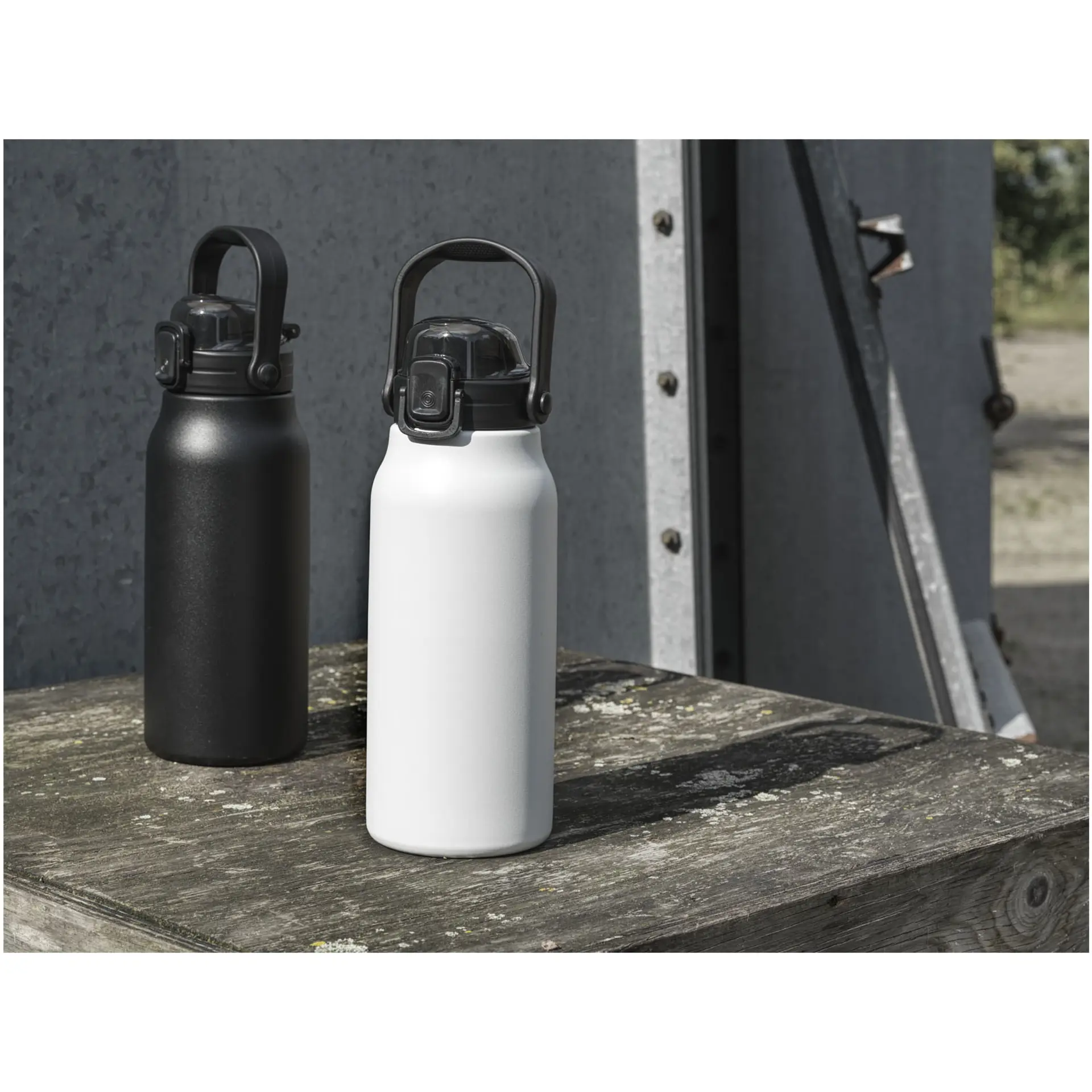 Bild på Vakuumisolerad kopparflaska, RCS-certifierad, 1600ml - Giganto