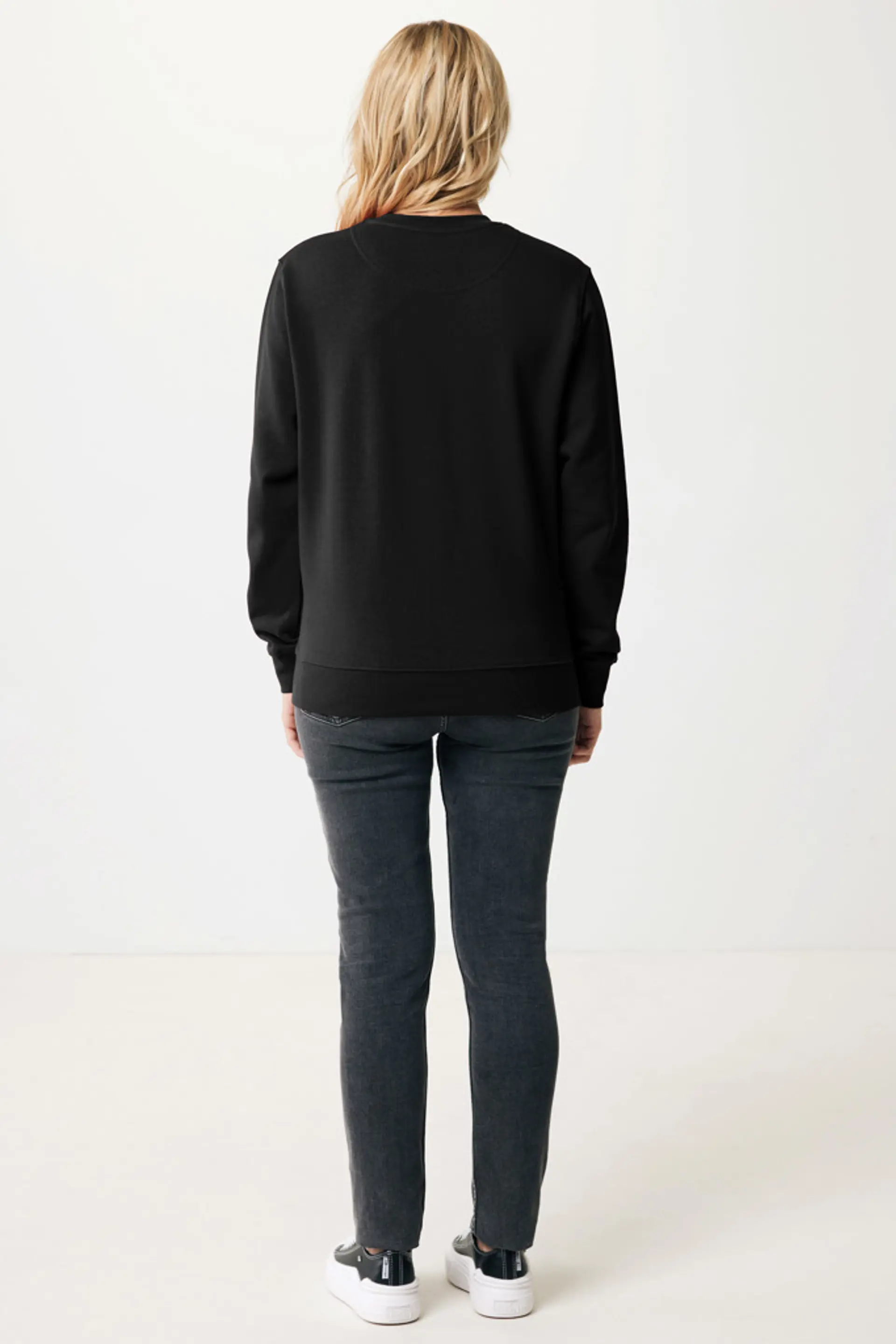 Bild på IQONIQ Etosha lättvikt sweatshirt i återvunnen bomull