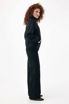 Bild på IQONQ Odin jacka i återvunnen polyester - urban stil