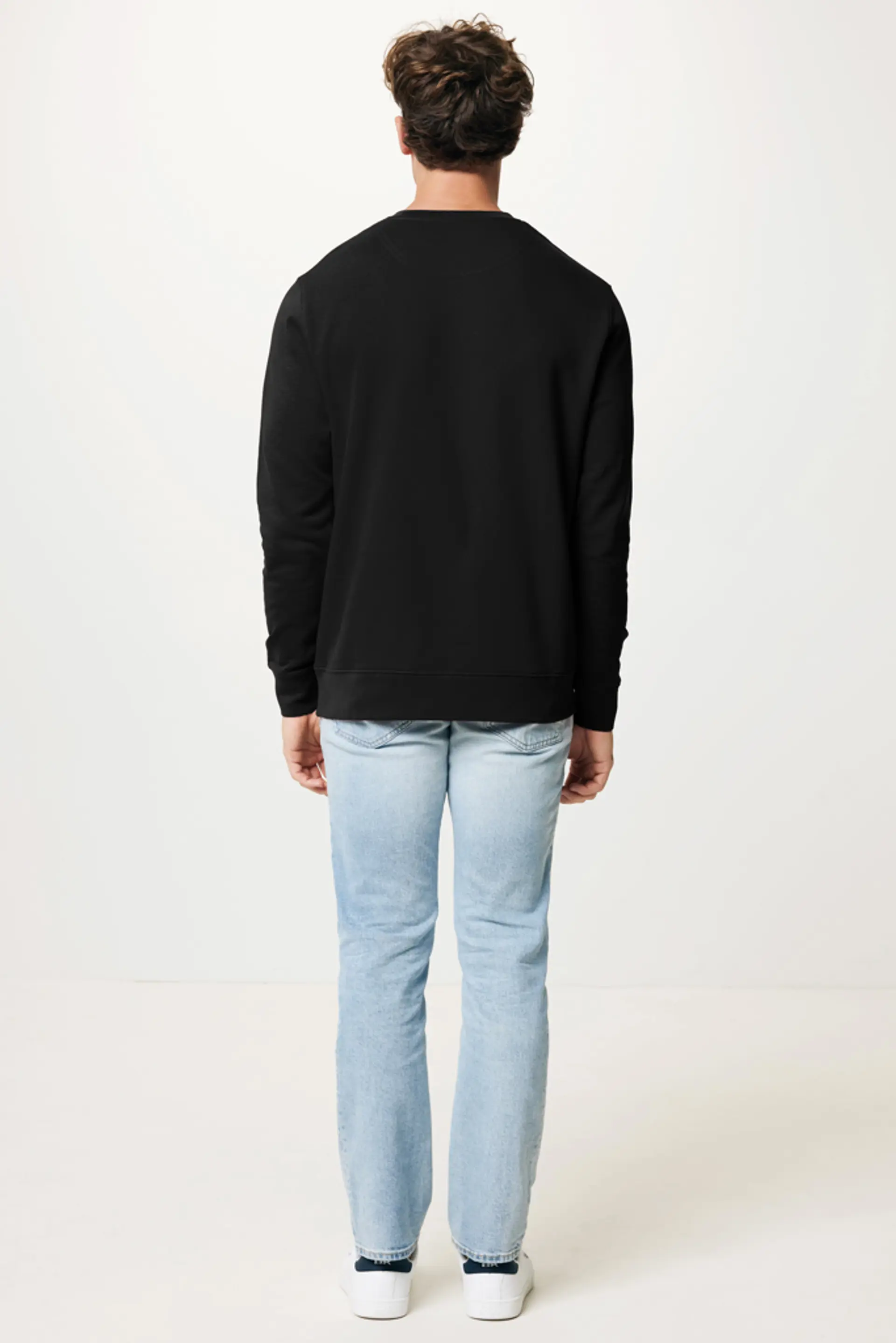 Bild på IQONIQ Etosha lättvikt sweatshirt i återvunnen bomull