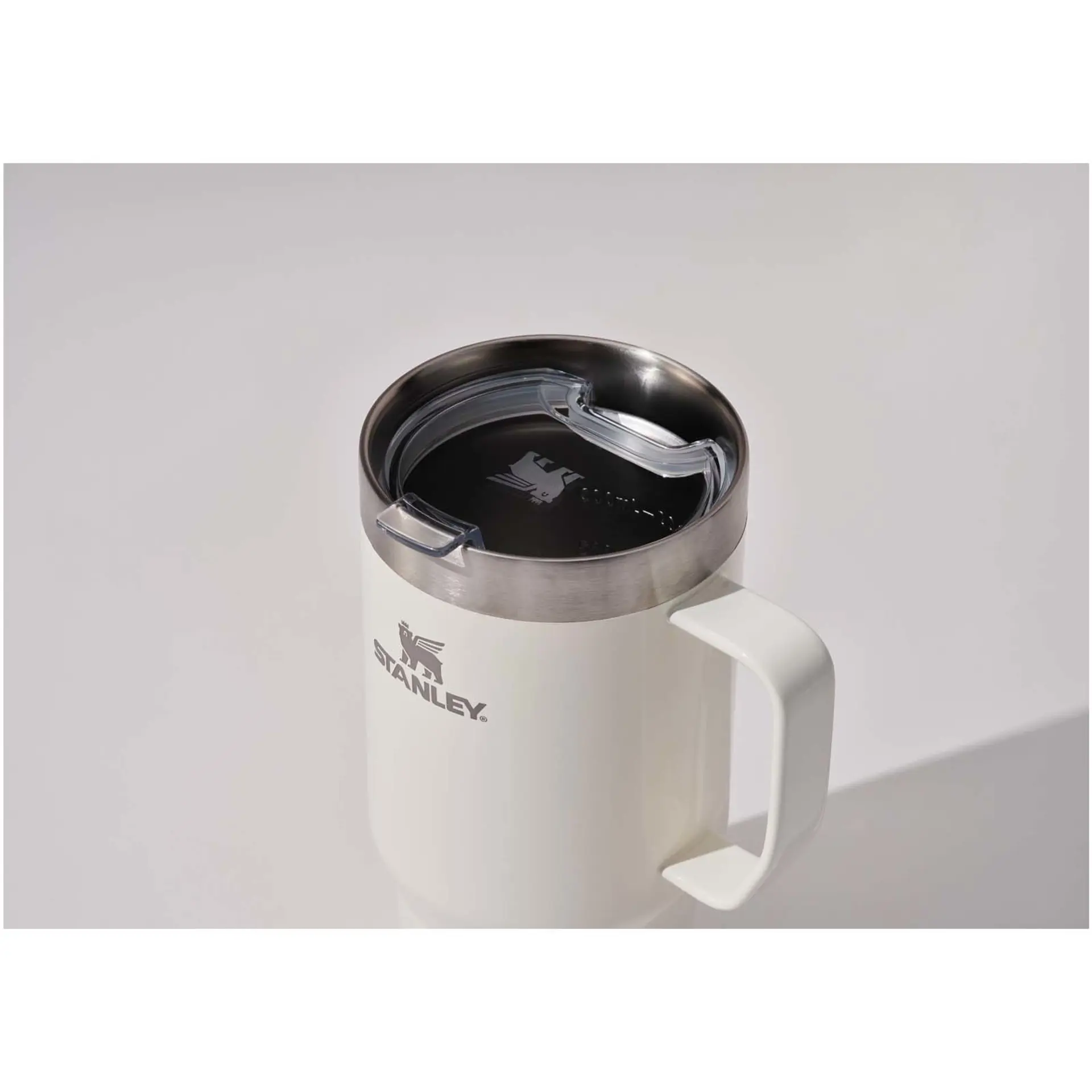 Bild på Stanley Everyday Suburban 473 ml isolerad mugg i återvunnet rostfritt stål