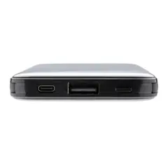 Bild på 5.000 mAh powerbank i fickformat med integrerade kablar